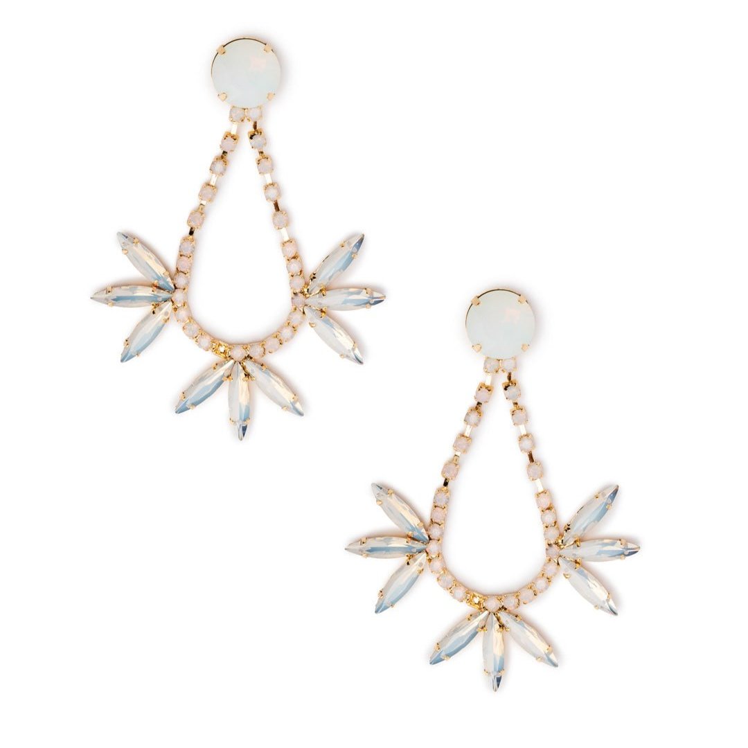 Copia del Orecchini chic pendenti in metallo, con pietre in vetro bianche - Mya Accessories