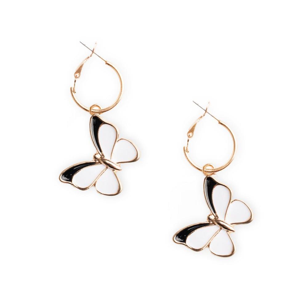Orecchini a cerchio con ciondolo pendente a farfalla smaltato bianco - Mya Accessories