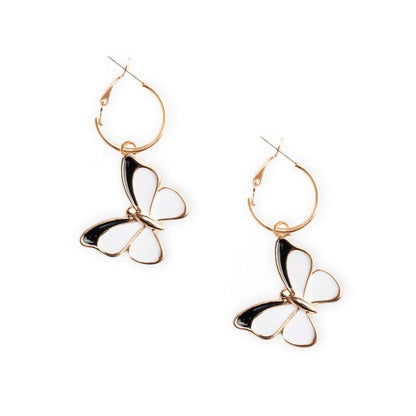 Orecchini a cerchio con ciondolo pendente a farfalla smaltato bianco - Mya Accessories