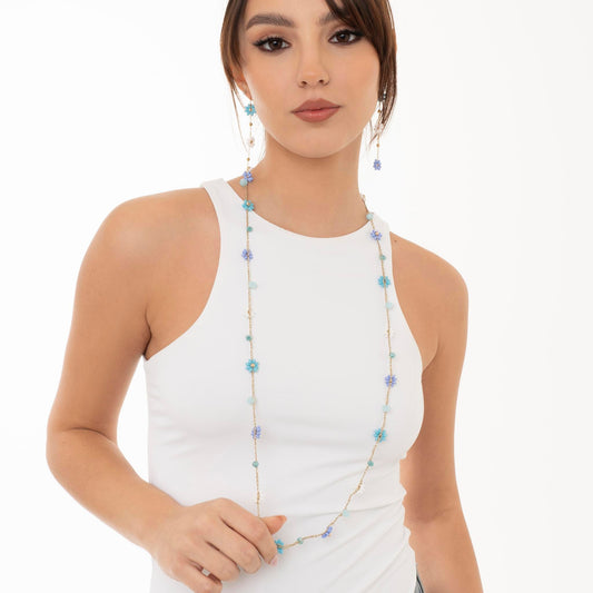 Collana lunga con pietre a fiorellini in vetro tono azzurro - Mya Accessories
