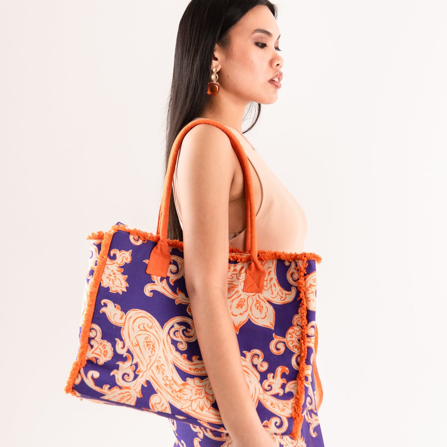 Borsa mare in cotone con stampa viola ed arancio