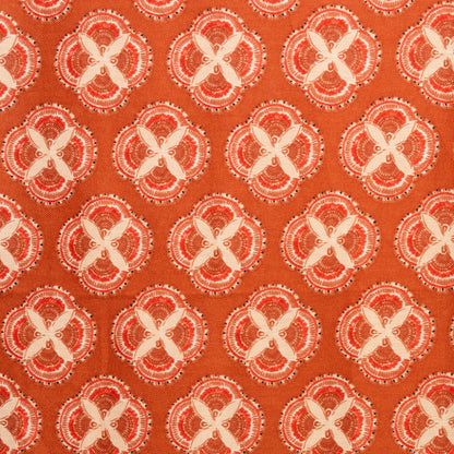 Sciarpa a stampe geometriche tono arancio