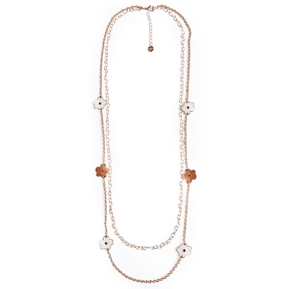 Collana lunga a catena doppio filo con fiori smaltati bianchi e beige - Mya Accessories