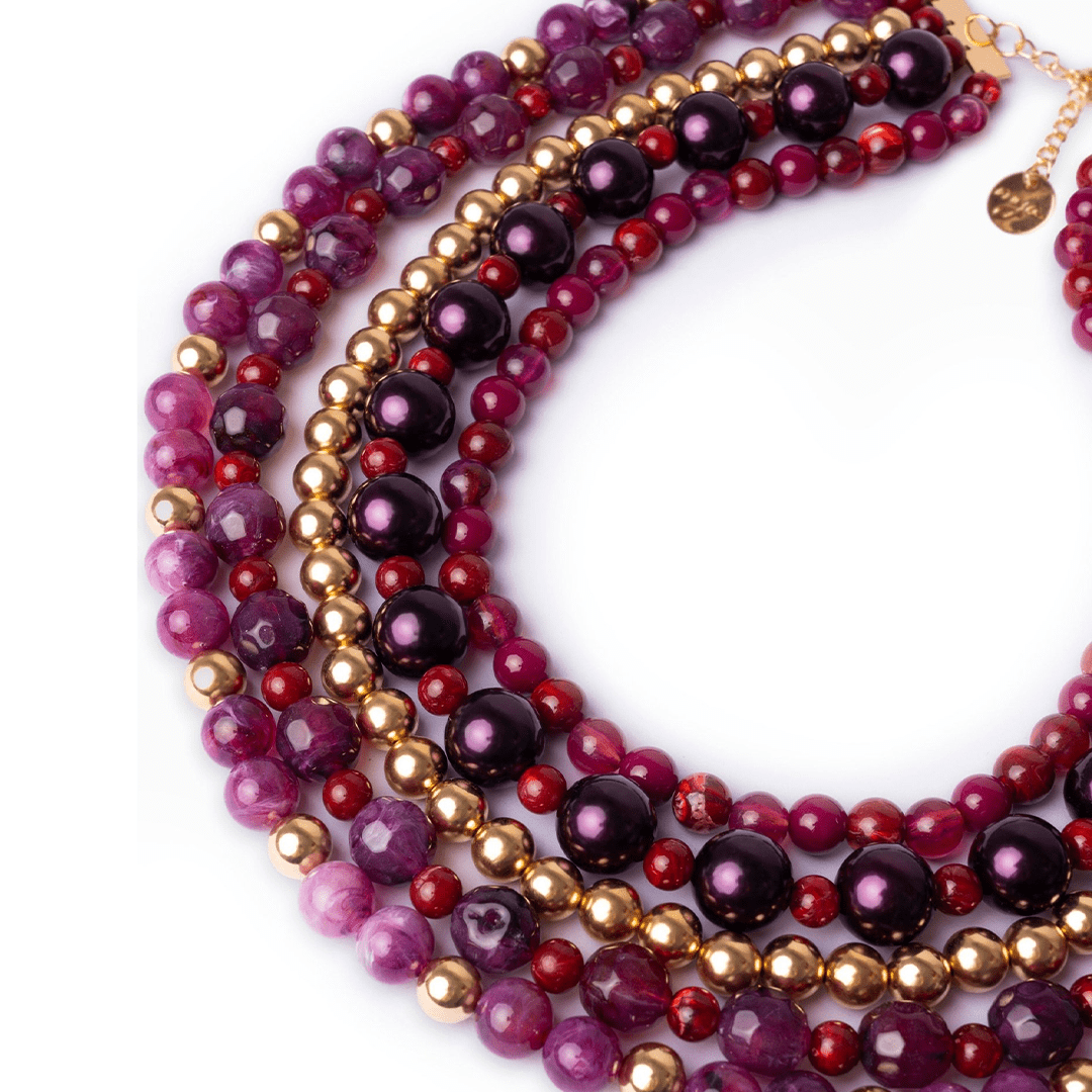Collana girocollo multilinee con pietre in acrilico viola e rosse - Mya Accessories