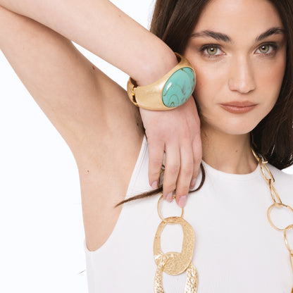 Bracciale a manetta con pietra in resina turchese