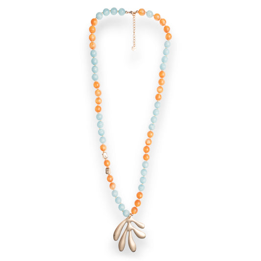 Collana lunga con sfere in acrilico arancio e turchesi, pendente a foglia