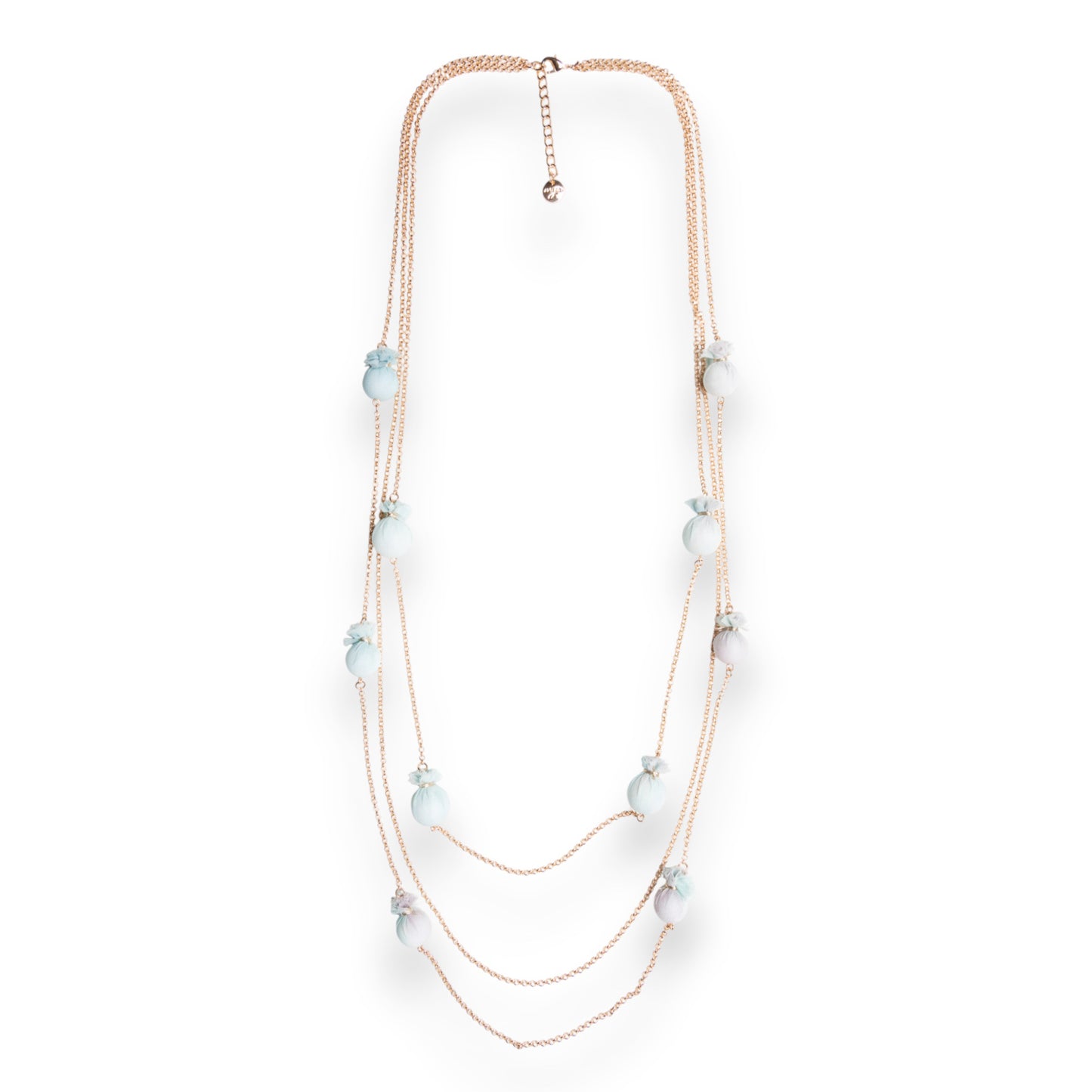 Collana lunga a tre fili in catena sottile con caramelle in cotone tono azzurro