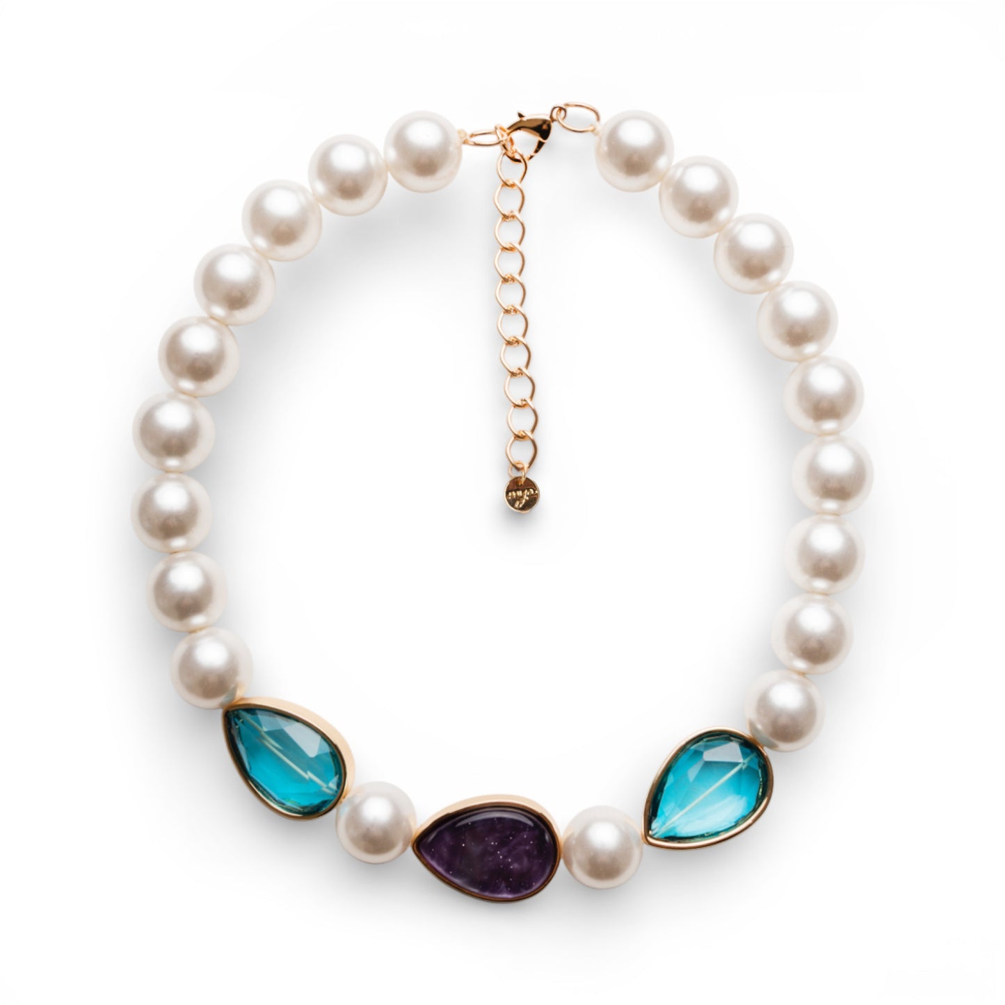 Collana girocollo con perle in acrilico ed inserti in resina a goccia viola e blu