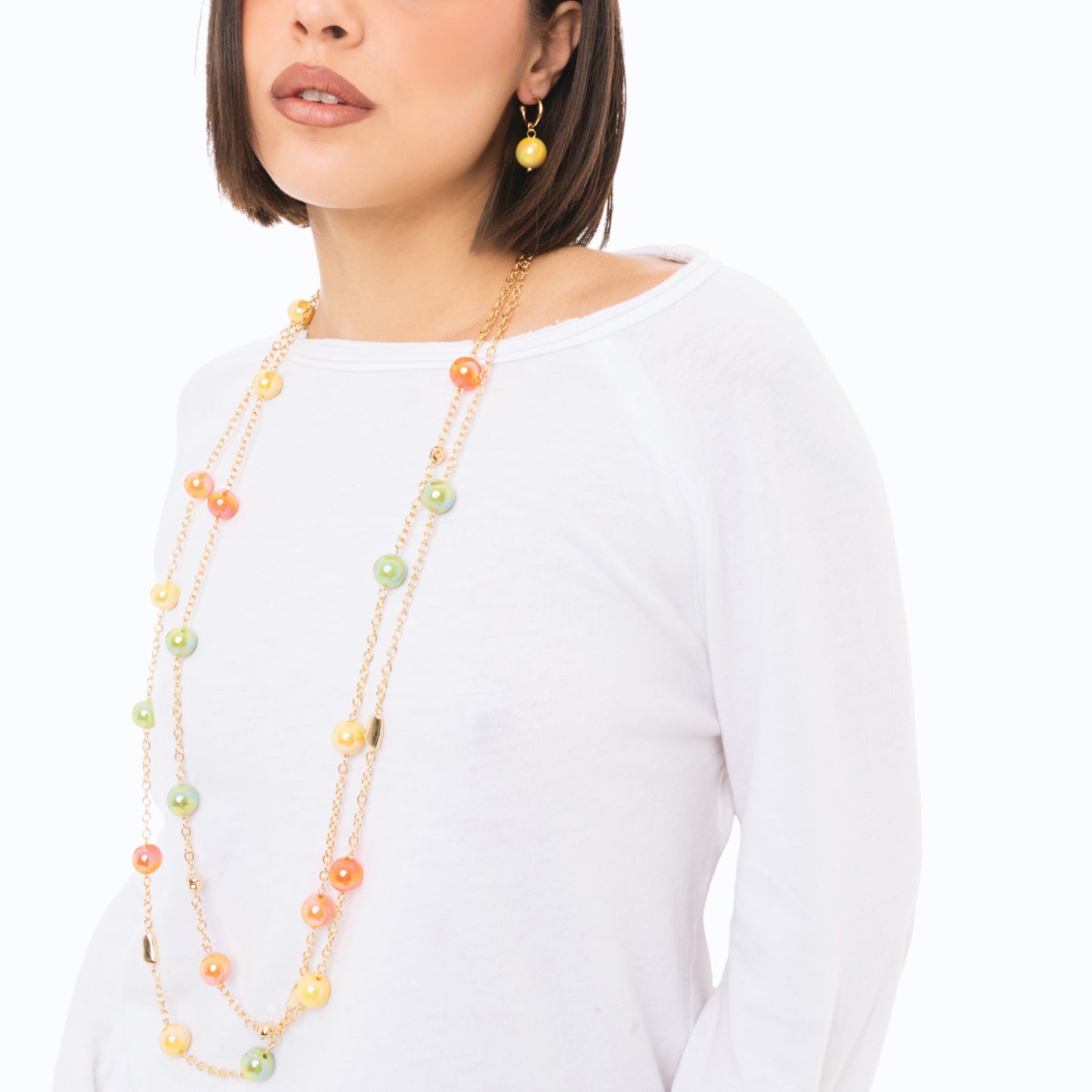 Collana lunga a due linee in catena con sfere in acrilico lucide multicolore