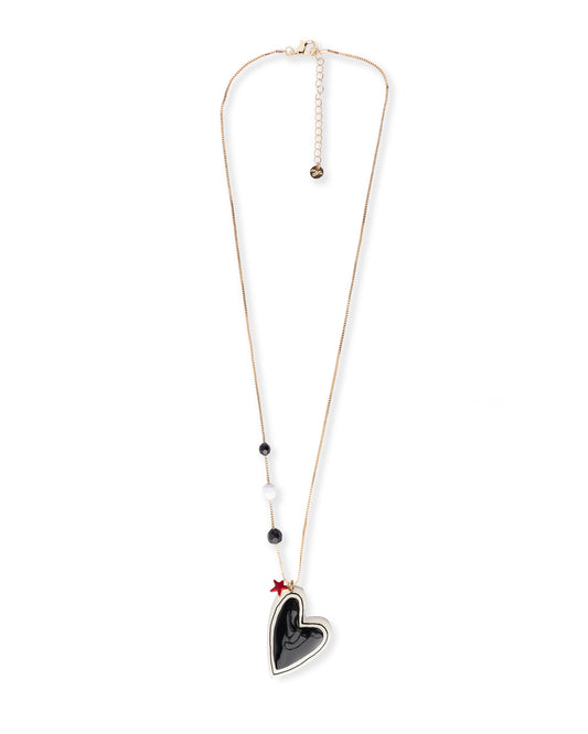 Collana lunga con pietre dure e pendente a cuore smaltato bianco e nero