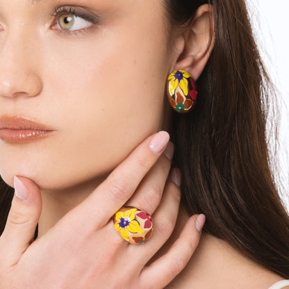 Anello in metallo elastico smaltato con fiori gialli e fucsia