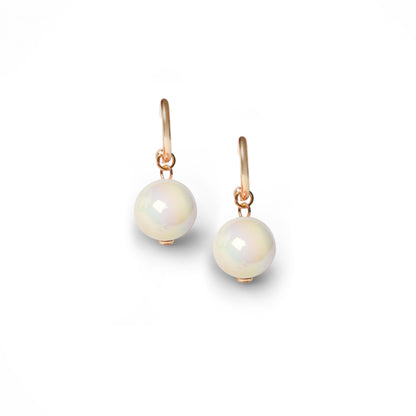 Orecchini a cerchietto con sfera lucida pendente in acrilico beige