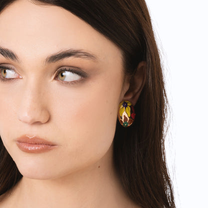 Orecchini a clip ovali smaltati con fiori gialli e fucsia