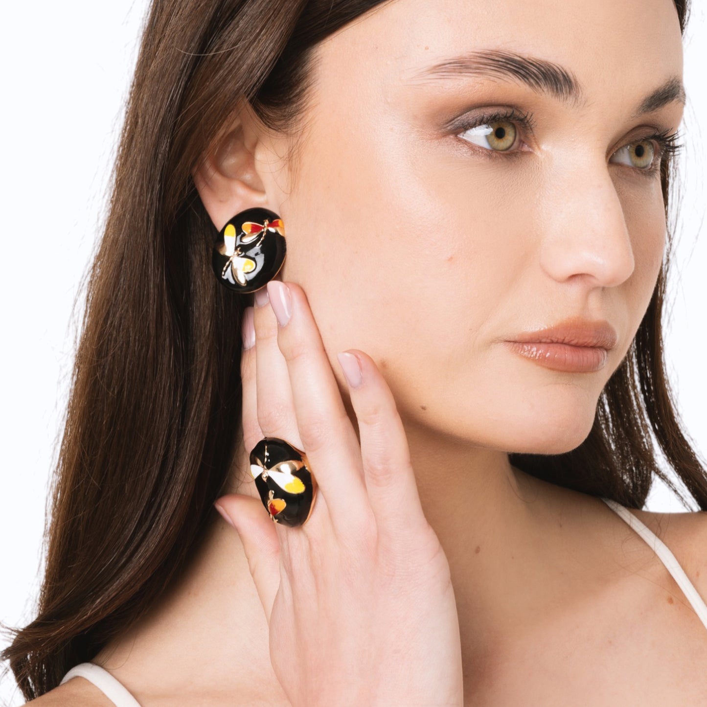 Orecchini a clip ovali smaltati neri con design a libellula