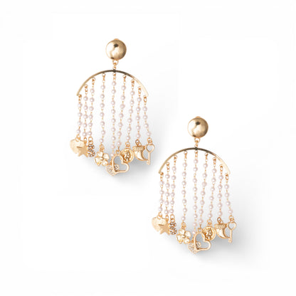 Orecchini in metallo con pendente cascata di fili di perline con charms