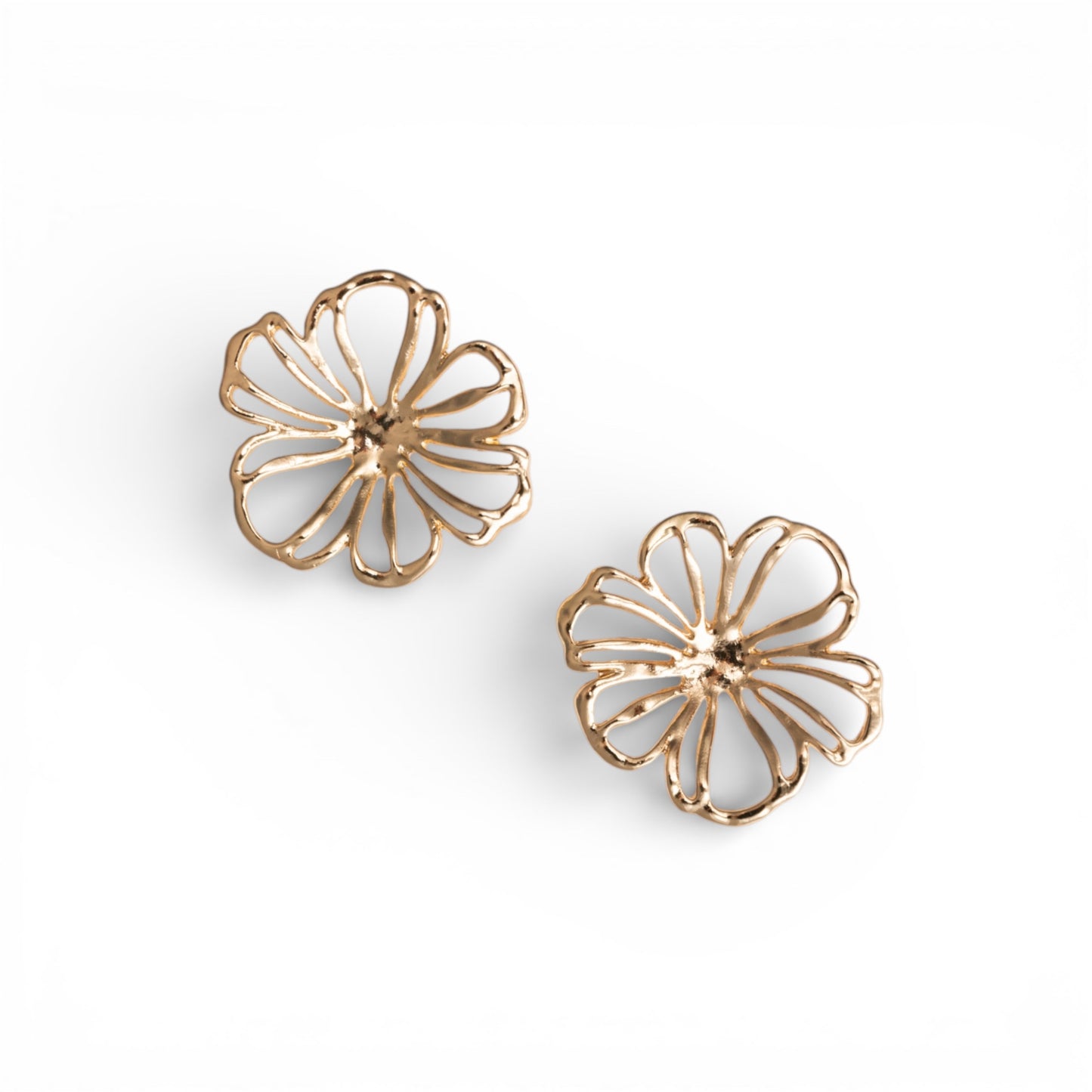 Orecchini in metallo con design a fiore