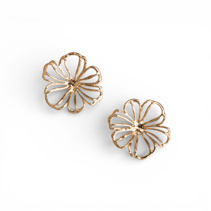 Orecchini in metallo con design a fiore