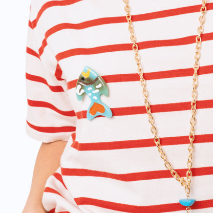 Spilla in metallo con pesciolino in acrilico azzurro