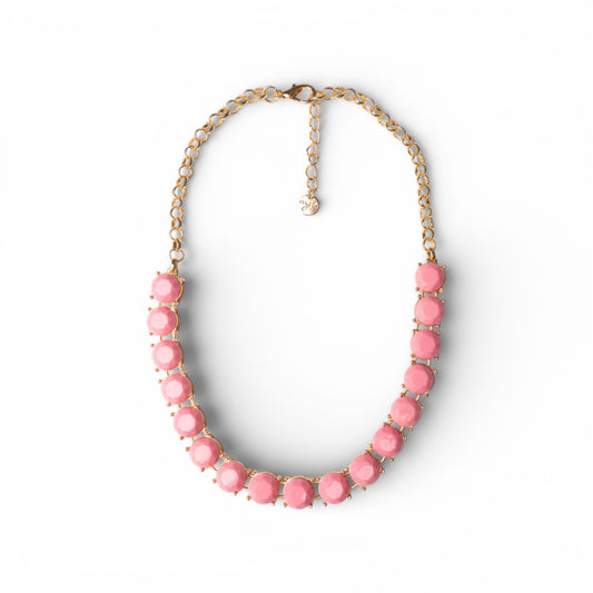 Collana girocollo a catena con pietre in resina rosa