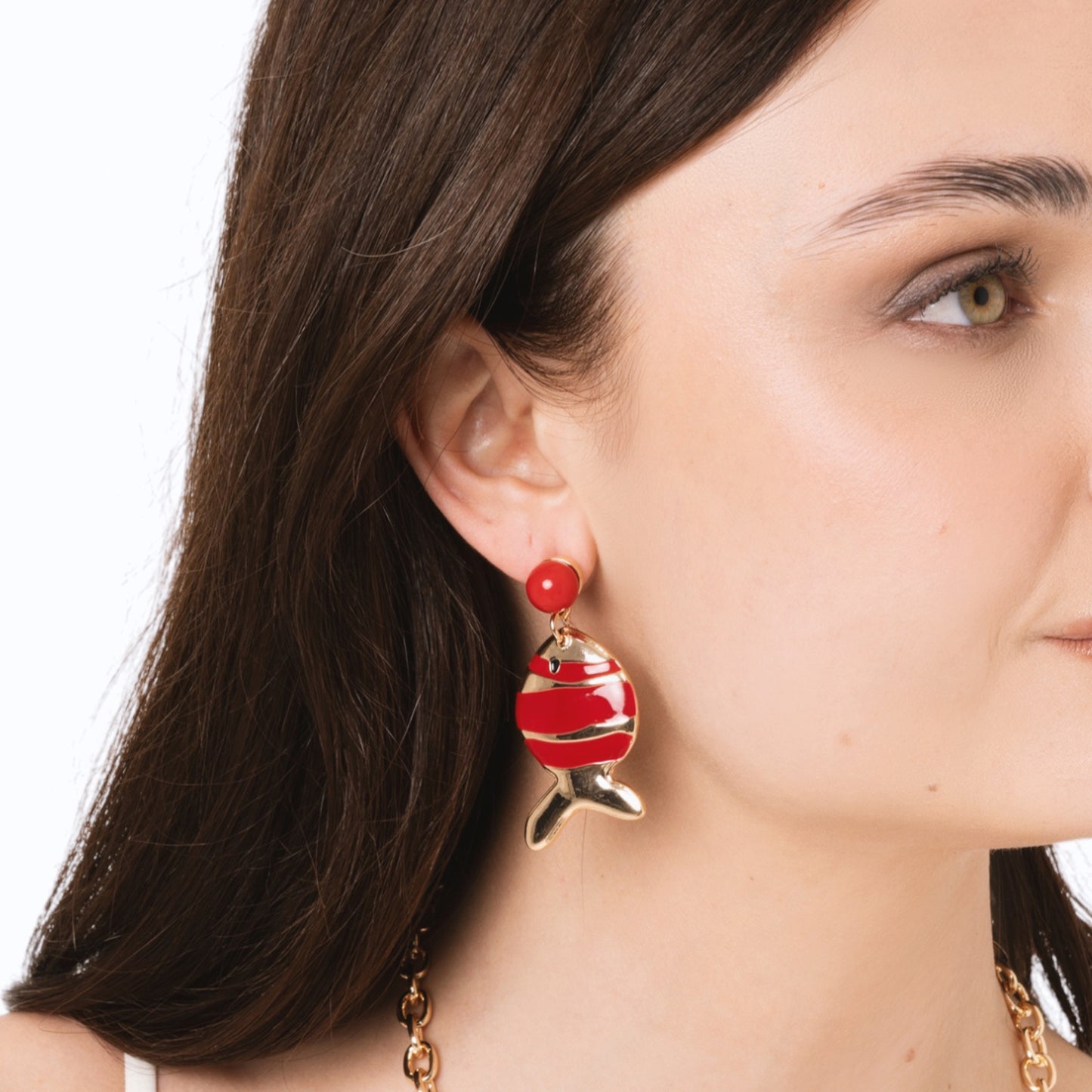 Orecchini pendenti con pesciolini in metallo dal design pop smaltati di rosso