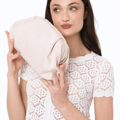 Borsa pochette morbida a tinta unita beige