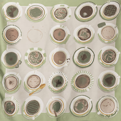 Foulard in seta con stampa a tazzine di caffe tono verde