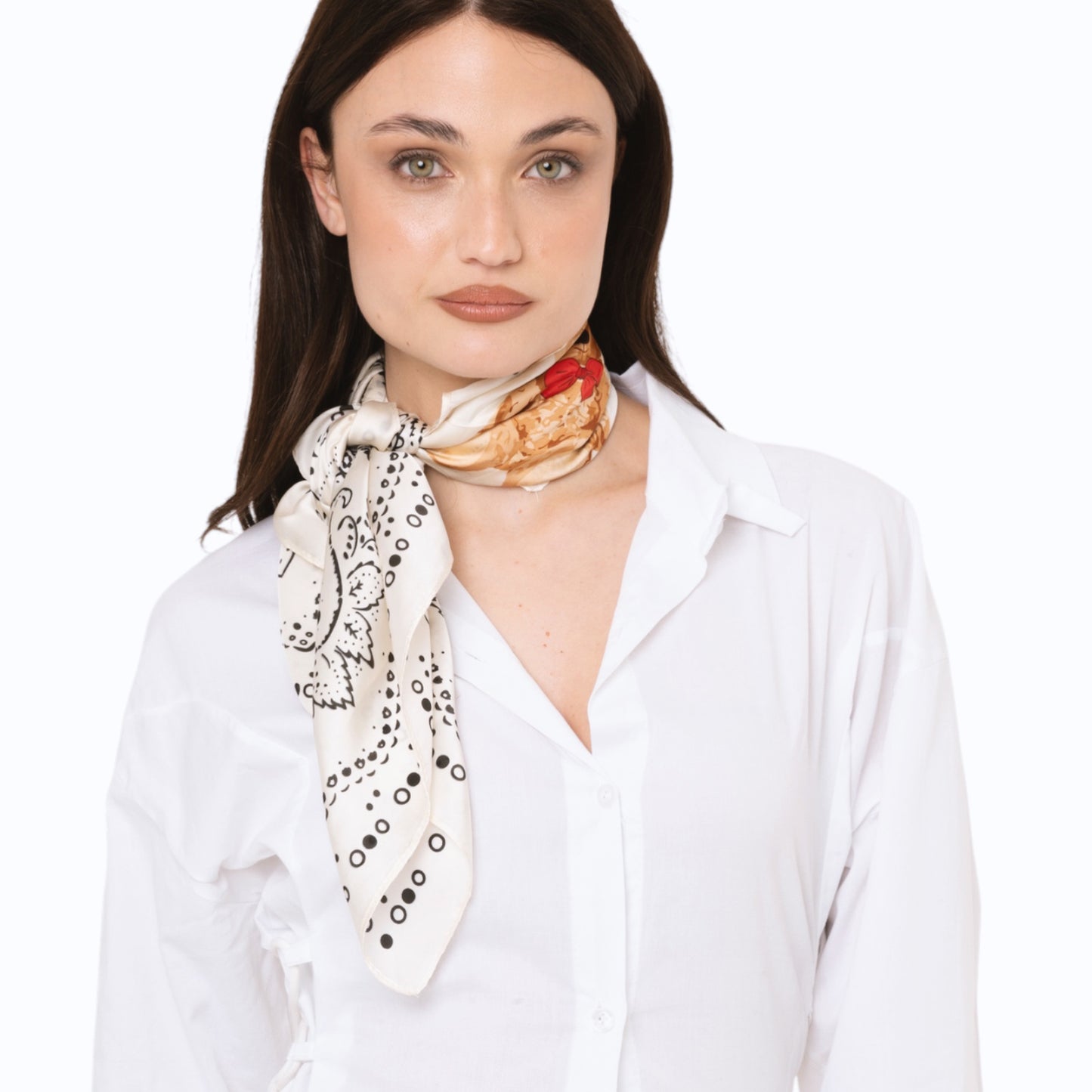 Foulard in seta beige con stampa ad orsacchiotto