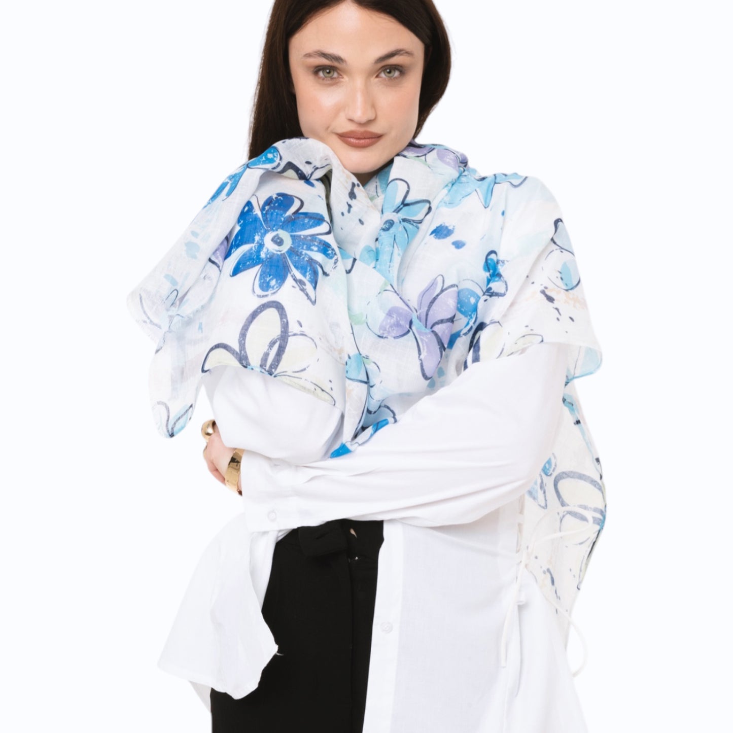 Sciarpa in cotone bianca con stampa a fiori tono blu