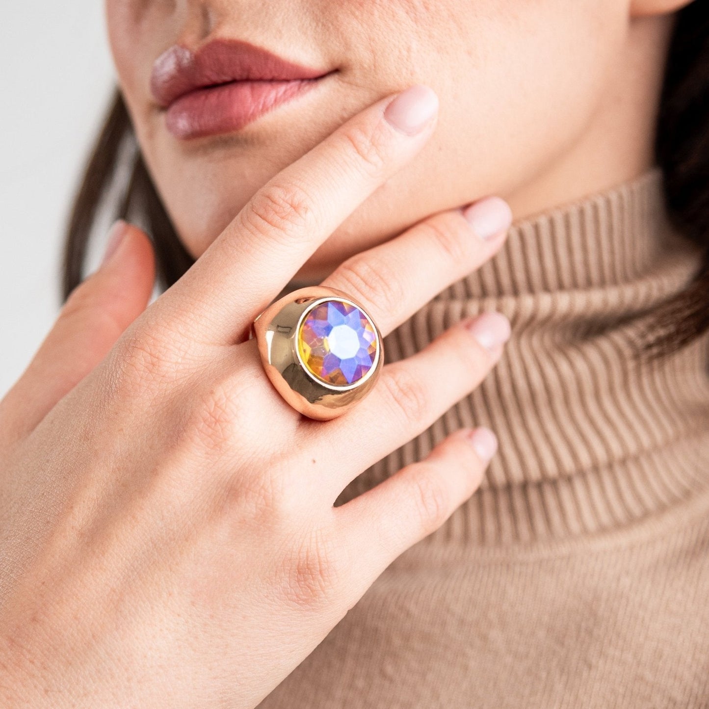 Anello elastico con pietra in vetro rosa - Mya Accessories