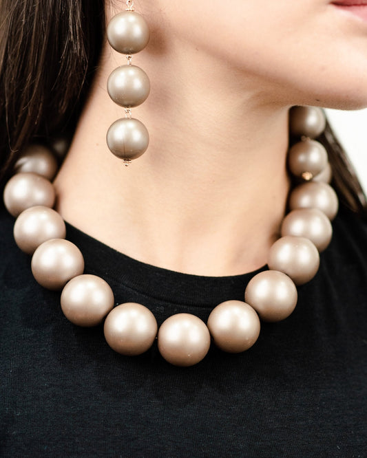 collana-girocollo-balls-beige-3-Mya Accessories