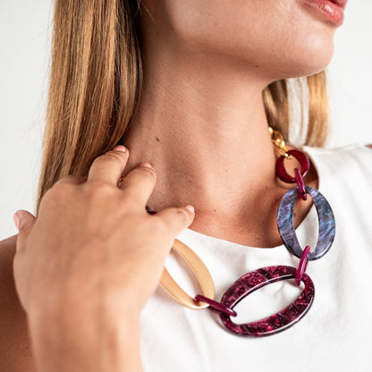 collana-metallo-acrilico-multi-viola-3- Mya Accessories