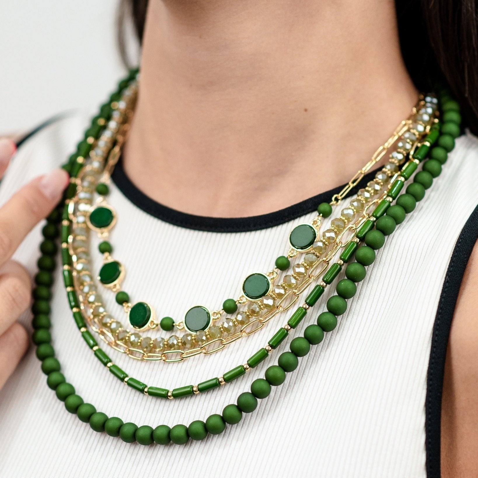 collana-multifilo-acrilico-verde-3- Mya Accessories